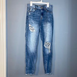 Rewash Medium Dark Wash Ripped High Rise Jeans | Women’s Size 5/27